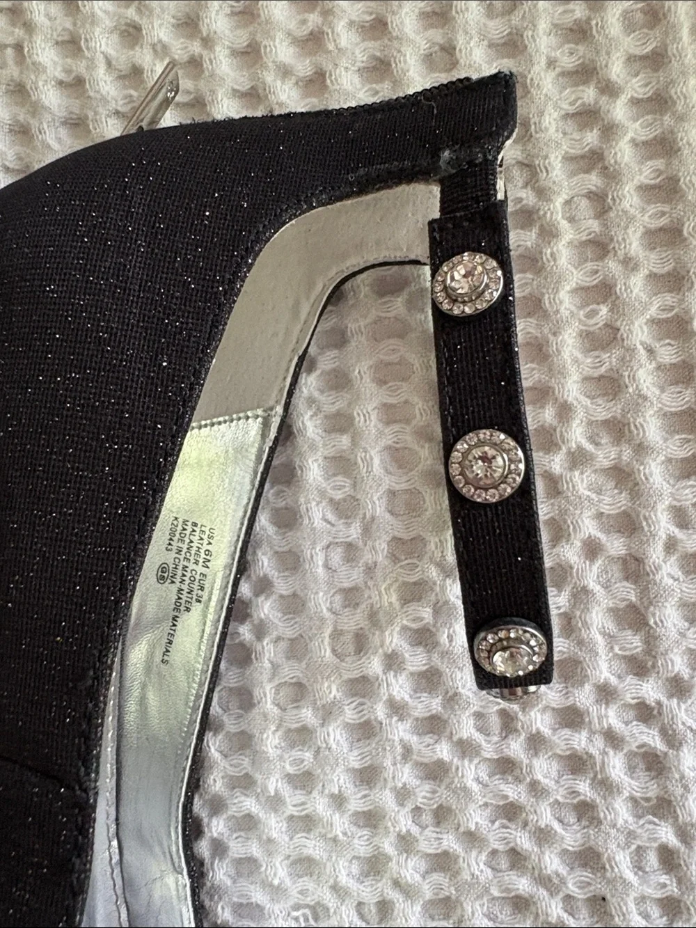 Nina Black youth dress shoes size 6M